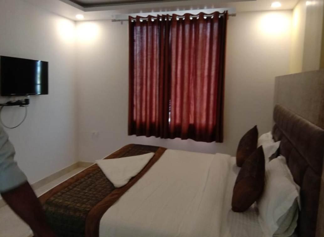 Hotel Broadway 뉴델리 외부 사진